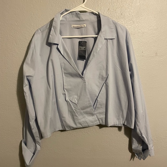 Abercrombie - Picture 2 of 4